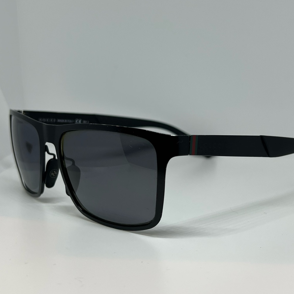 Matte Black Gucci Sunglasses